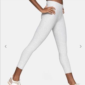 Outdoor Voices 3/4 Warm Up Leggings